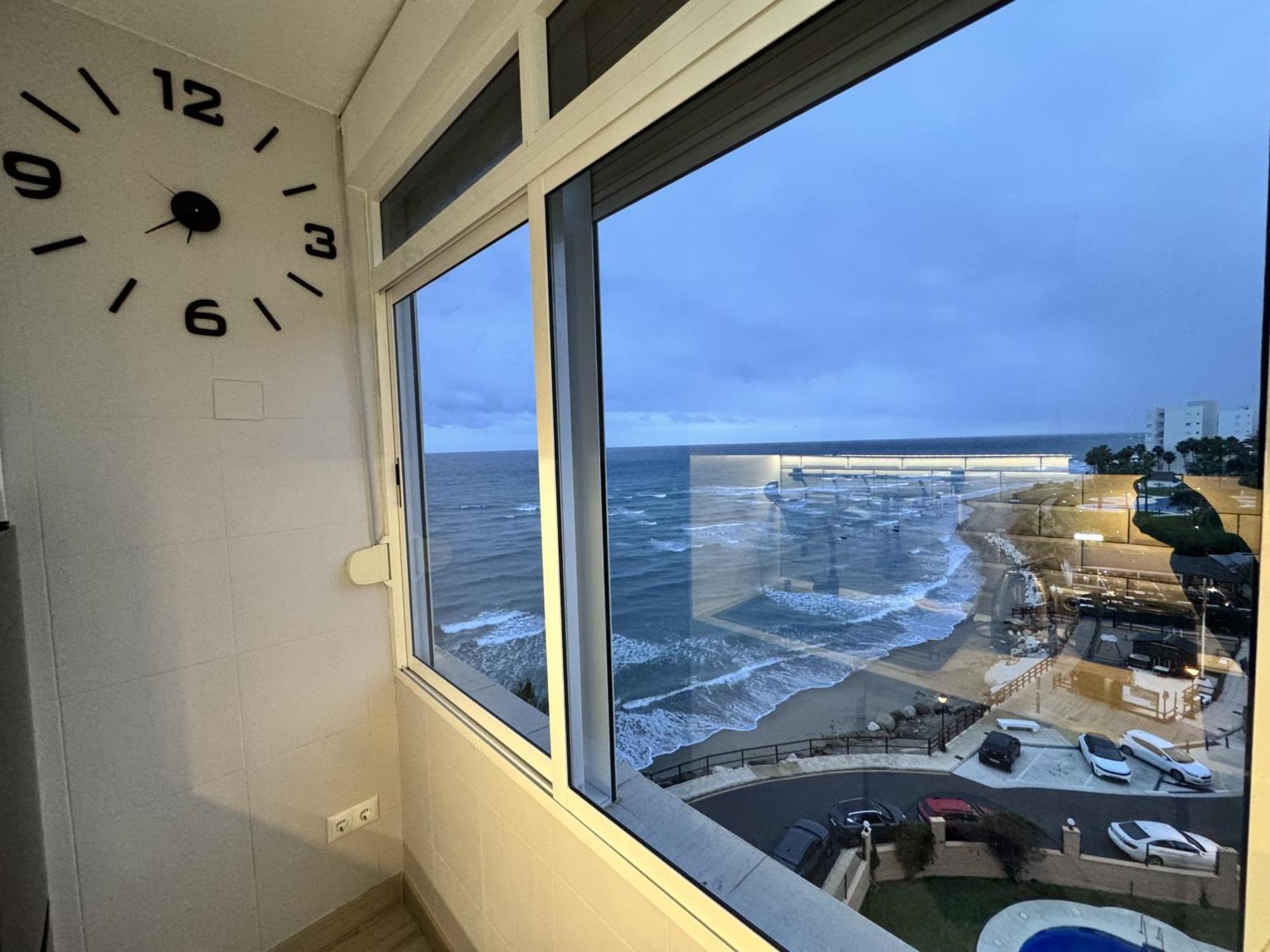 Beachfront Studio ,The View Calahonda, Panoramic Sea Views Sitio de Calahonda Exterior foto
